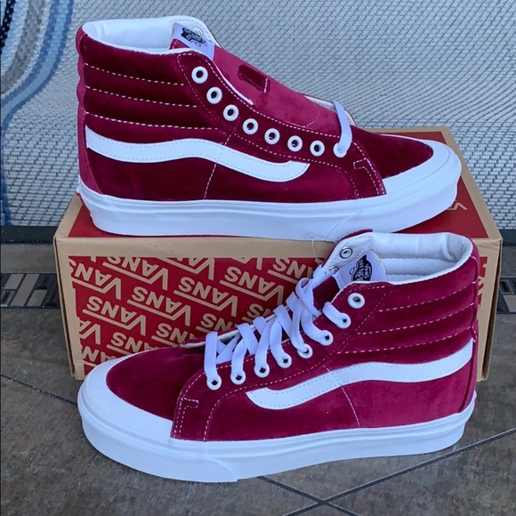 Vans Shoes - VANS SK8-Hi REISSUE 13 Velvet Beet Red l/True Whit